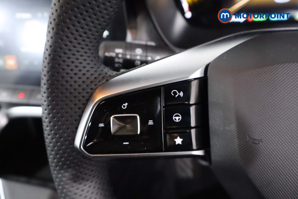 Mg Motor Uk ZS Trophy Automatic Petrol-Electric Hybrid SUV - Stock Number (1617778) - 7th supplementary image