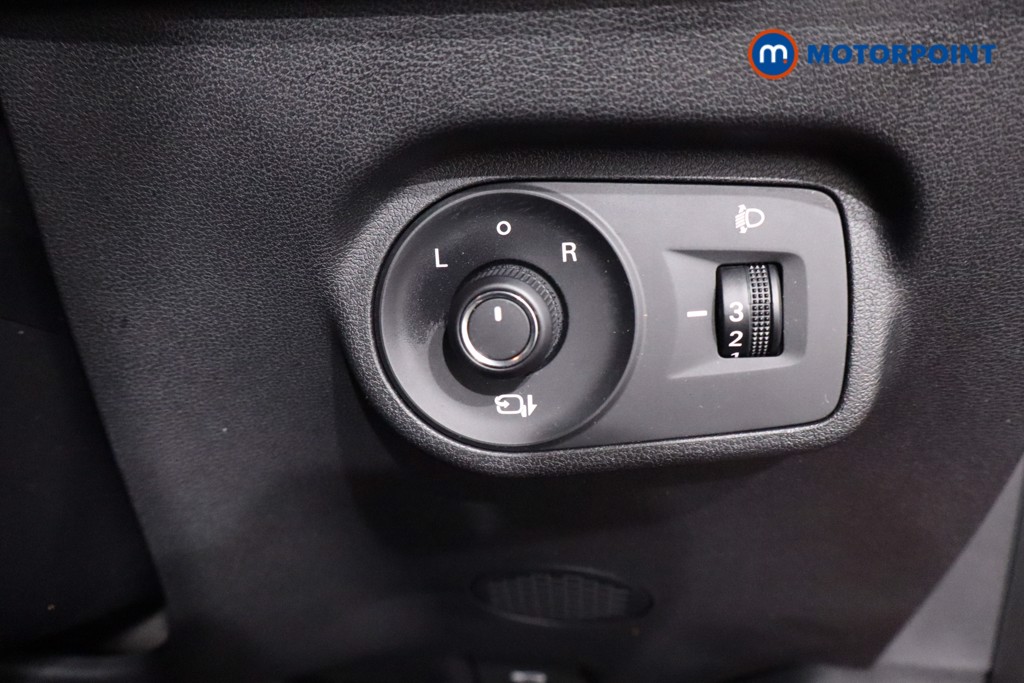 Mg Motor Uk ZS Trophy Automatic Petrol-Electric Hybrid SUV - Stock Number (1617778) - 17th supplementary image