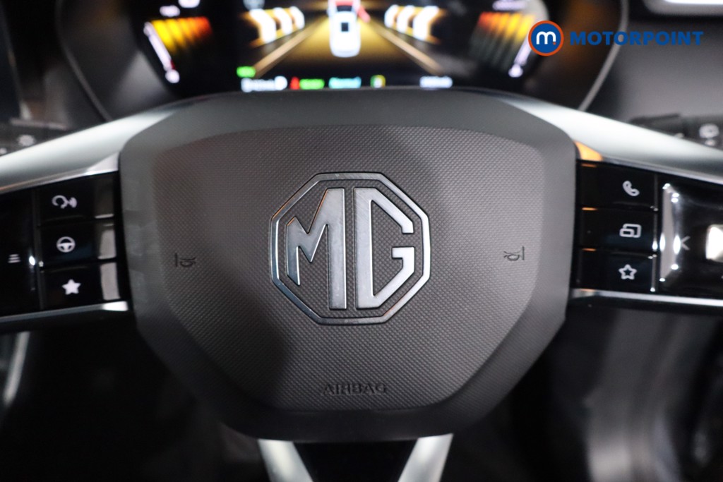Mg Motor Uk ZS Trophy Automatic Petrol-Electric Hybrid SUV - Stock Number (1617836) - 13th supplementary image