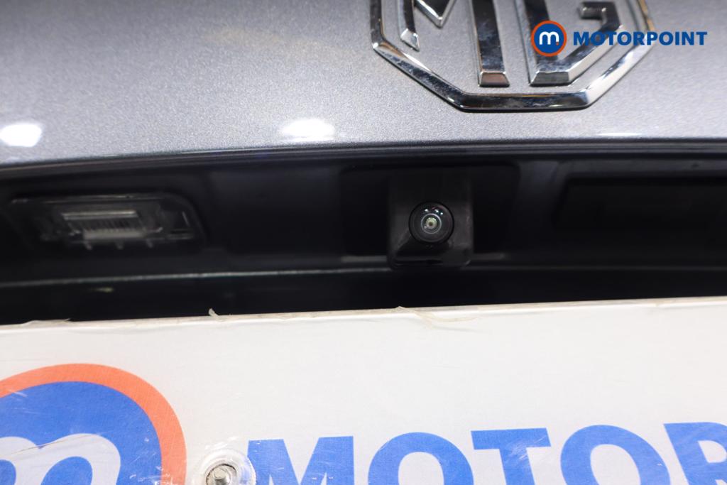 Mg Motor Uk ZS Trophy Automatic Petrol-Electric Hybrid SUV - Stock Number (1617918) - 4th supplementary image