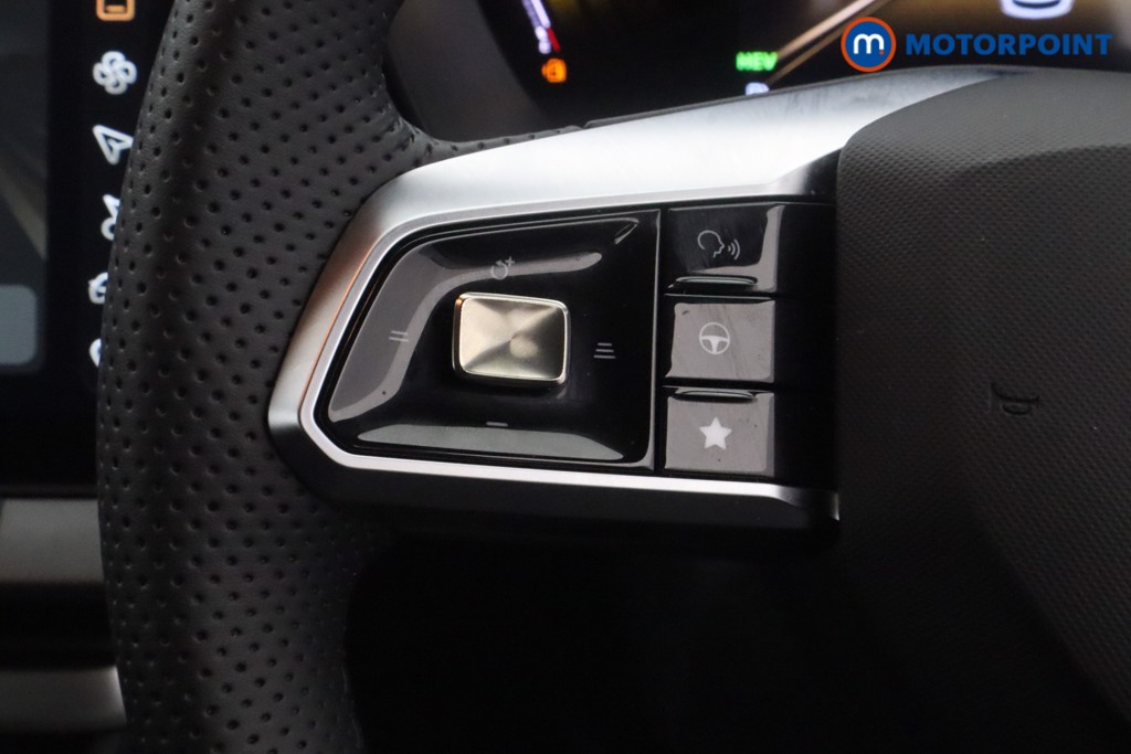 Mg Motor Uk ZS Trophy Automatic Petrol-Electric Hybrid SUV - Stock Number (1617998) - 7th supplementary image