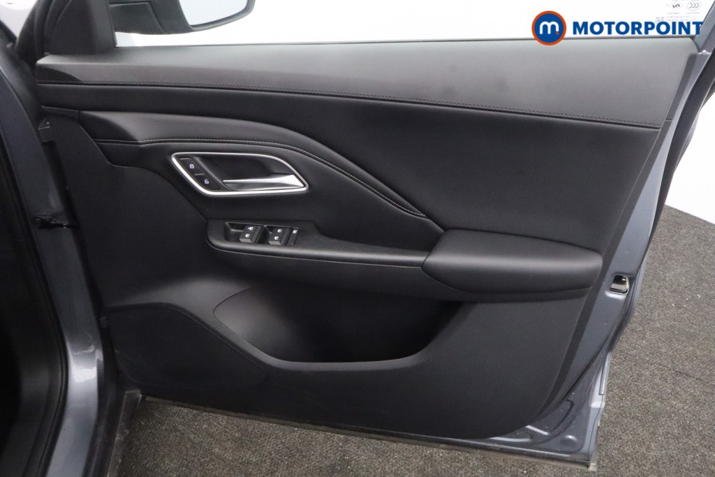 Mg Motor Uk ZS Trophy Automatic Petrol-Electric Hybrid SUV - Stock Number (1617998) - 20th supplementary image