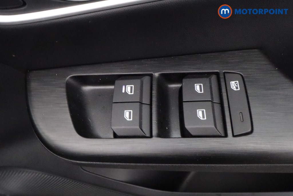 Mg Motor Uk ZS Trophy Automatic Petrol-Electric Hybrid SUV - Stock Number (1617998) - 21st supplementary image