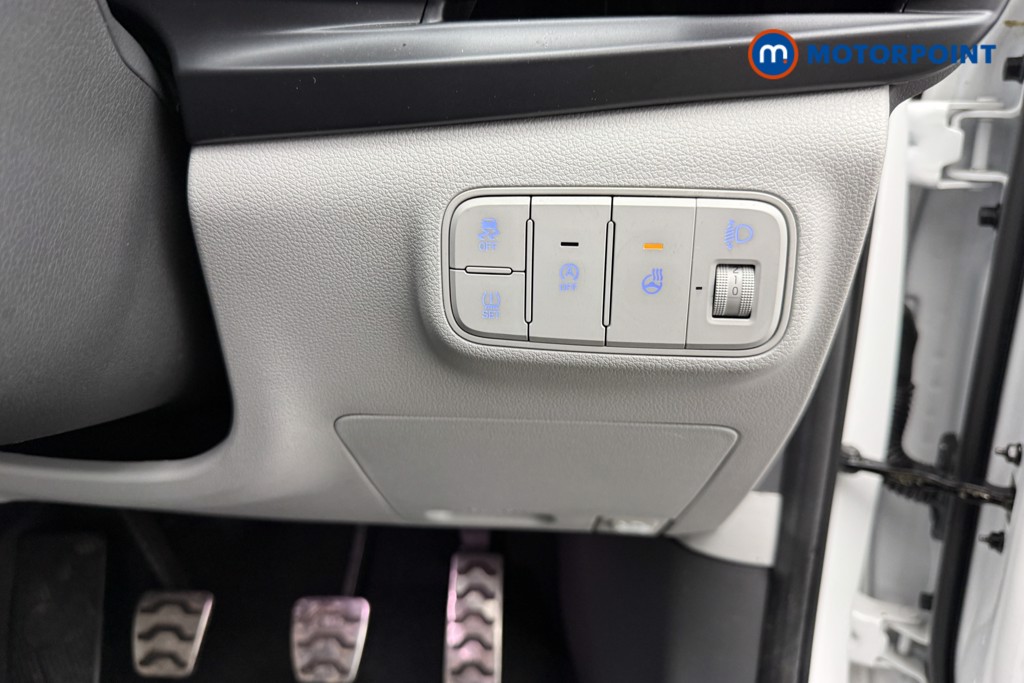 Hyundai Bayon Ultimate Manual Petrol SUV - Stock Number (1618032) - 21st supplementary image