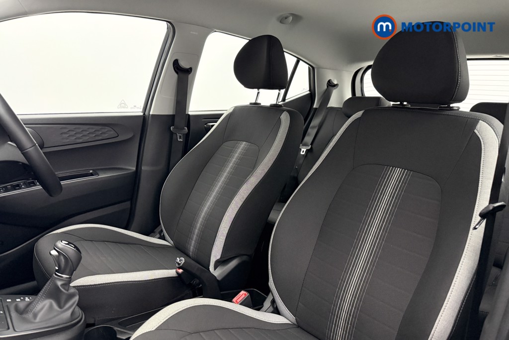 Hyundai I10 Advance Automatic Petrol Hatchback - Stock Number (1618050) - 7th supplementary image