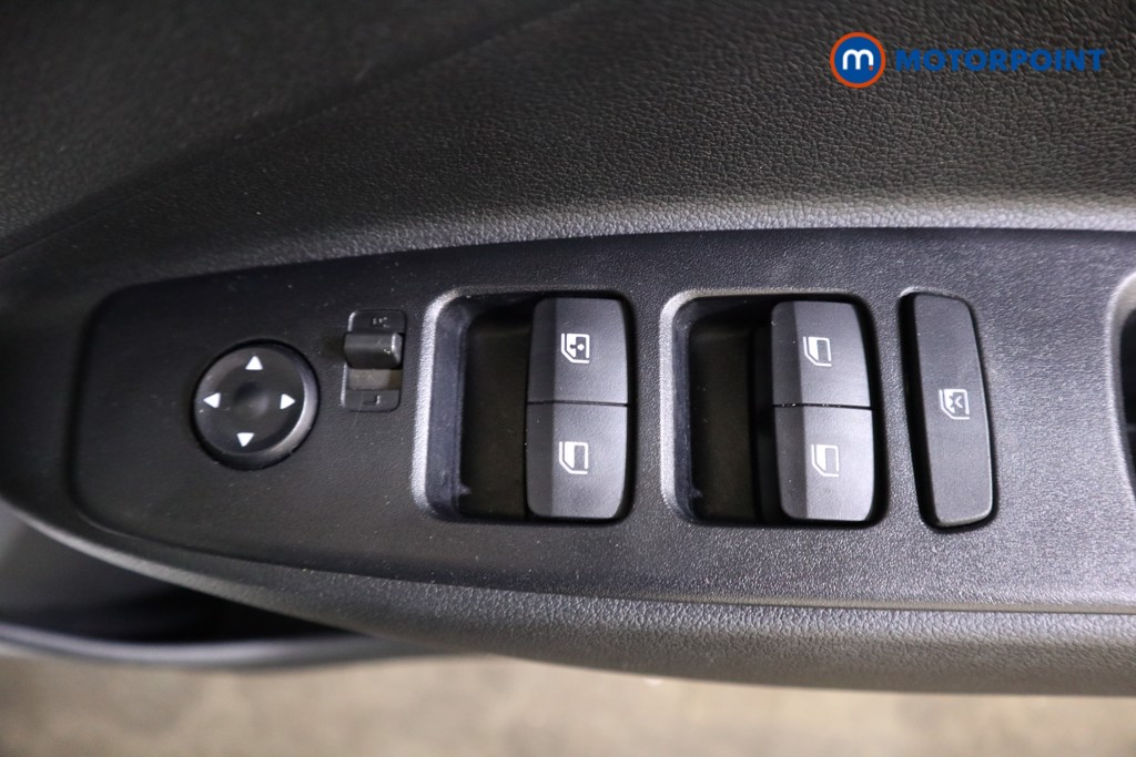 Hyundai I10 Advance Automatic Petrol Hatchback - Stock Number (1618084) - 15th supplementary image