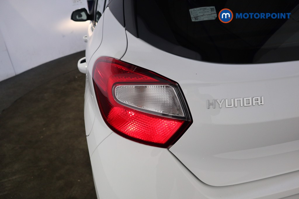 Hyundai I10 Advance Automatic Petrol Hatchback - Stock Number (1618084) - 24th supplementary image