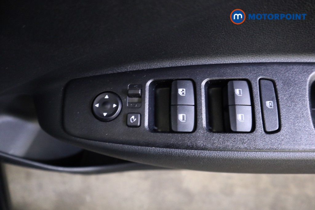 Hyundai I10 Premium Automatic Petrol Hatchback - Stock Number (1618103) - 15th supplementary image