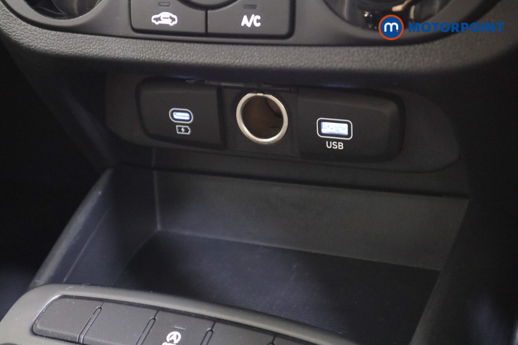 Hyundai I10 Advance Automatic Petrol Hatchback - Stock Number (1618107) - 8th supplementary image