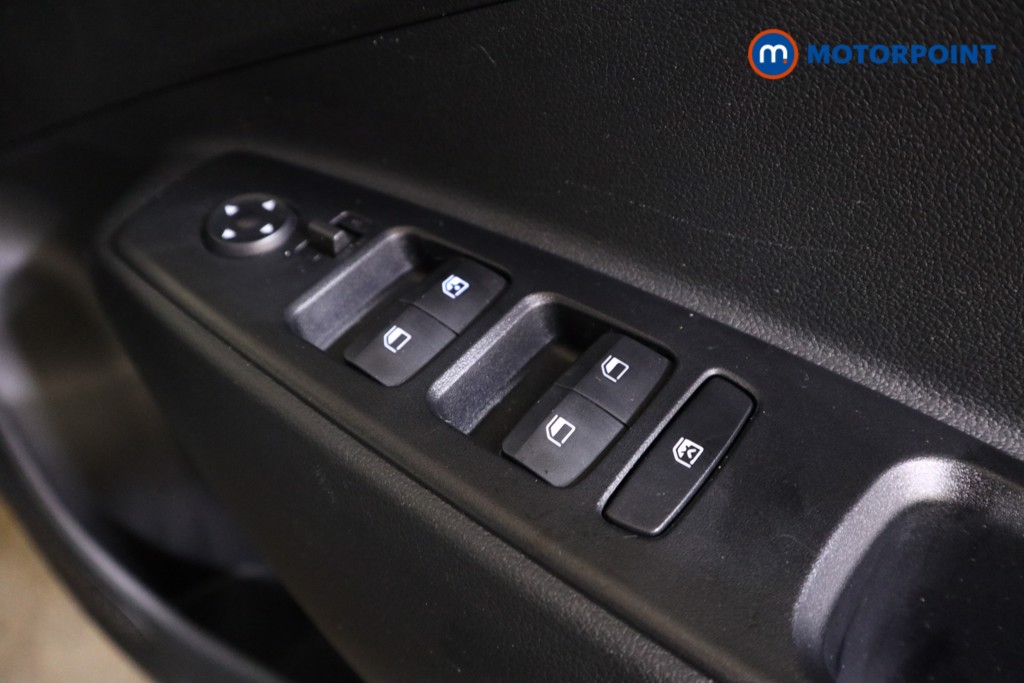 Hyundai I10 Advance Automatic Petrol Hatchback - Stock Number (1618107) - 12th supplementary image