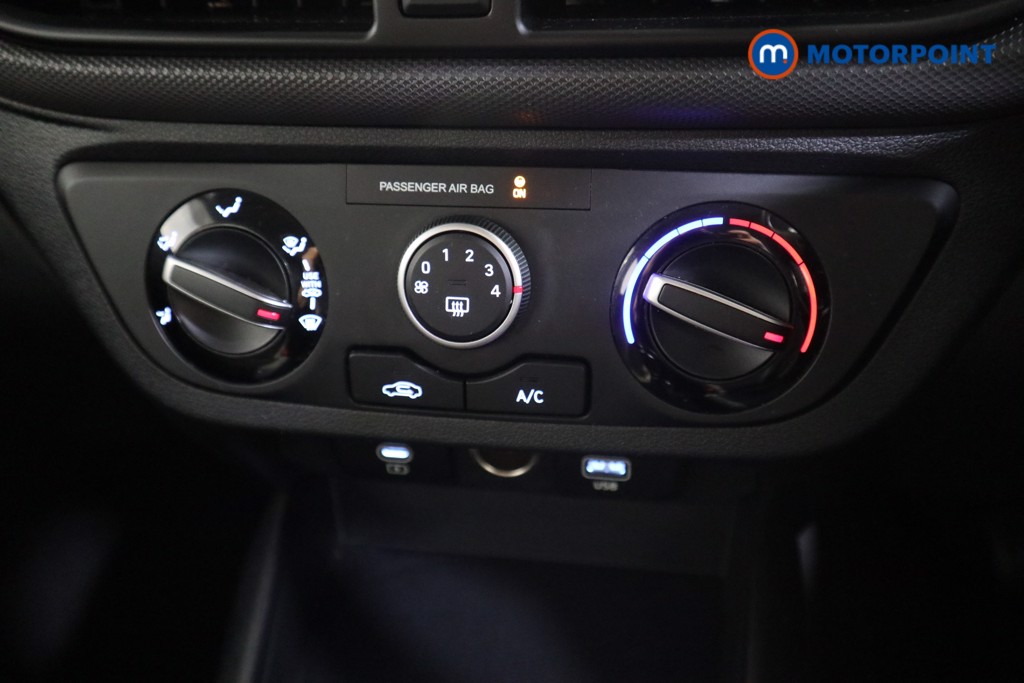 Hyundai I10 Advance Automatic Petrol Hatchback - Stock Number (1618124) - 7th supplementary image