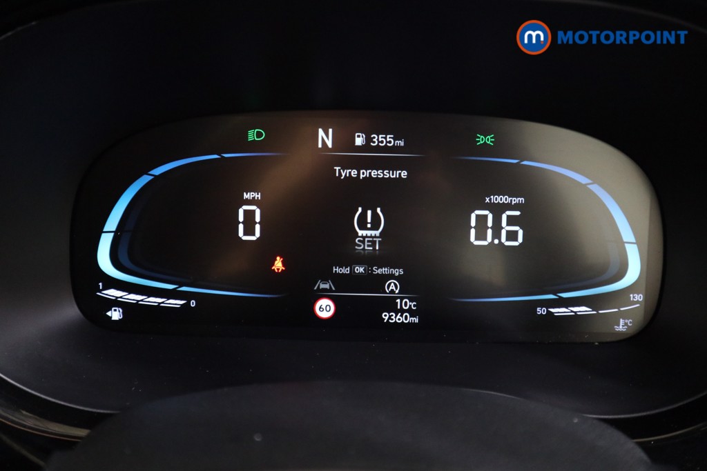 Hyundai I10 Advance Automatic Petrol Hatchback - Stock Number (1618137) - 5th supplementary image