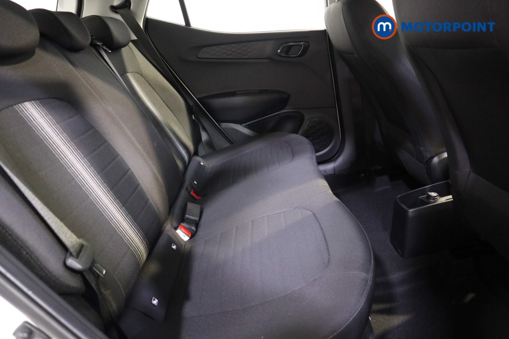 Hyundai I10 Advance Automatic Petrol Hatchback - Stock Number (1618137) - 16th supplementary image