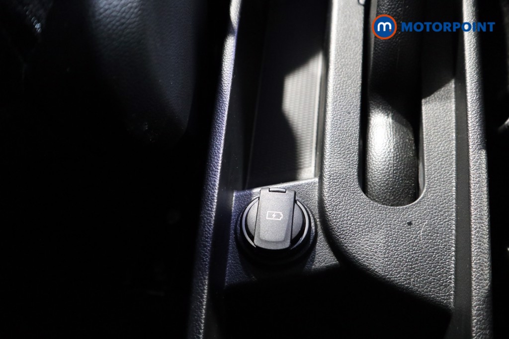 Hyundai I10 Advance Automatic Petrol Hatchback - Stock Number (1618138) - 11th supplementary image