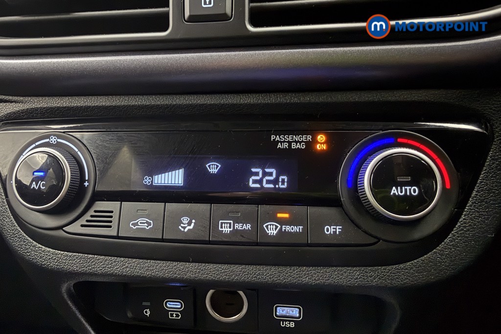 Hyundai I10 Premium Automatic Petrol Hatchback - Stock Number (1618161) - 16th supplementary image