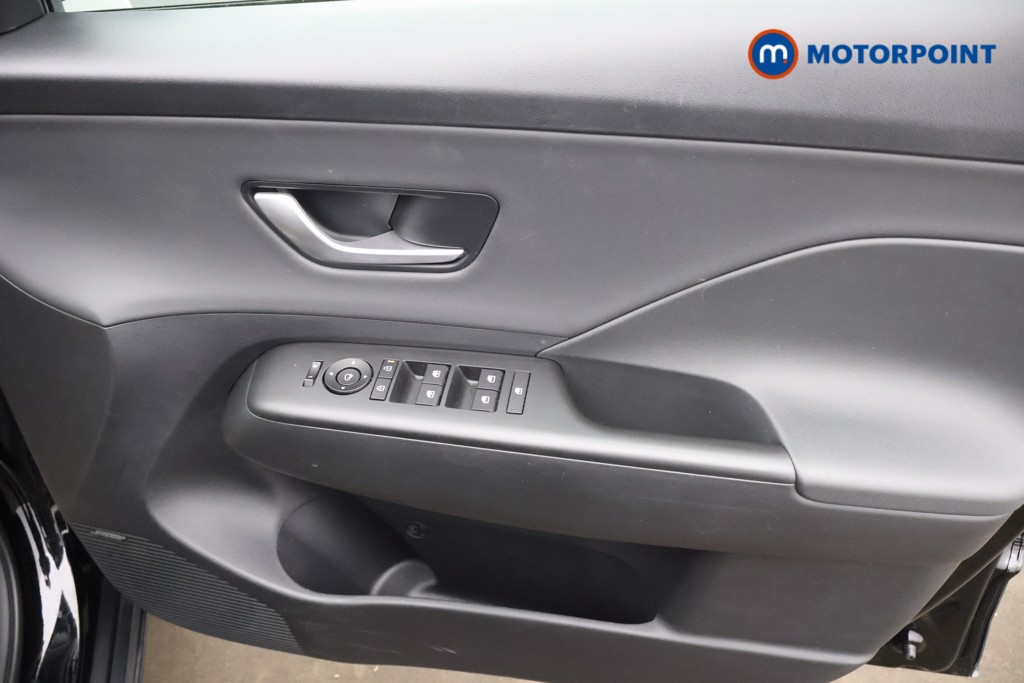 Hyundai Kona Ultimate Automatic Petrol-Electric Hybrid SUV - Stock Number (1618176) - 12th supplementary image