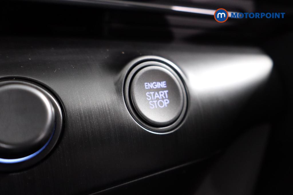 Hyundai Kona Ultimate Automatic Petrol-Electric Hybrid SUV - Stock Number (1618200) - 13th supplementary image