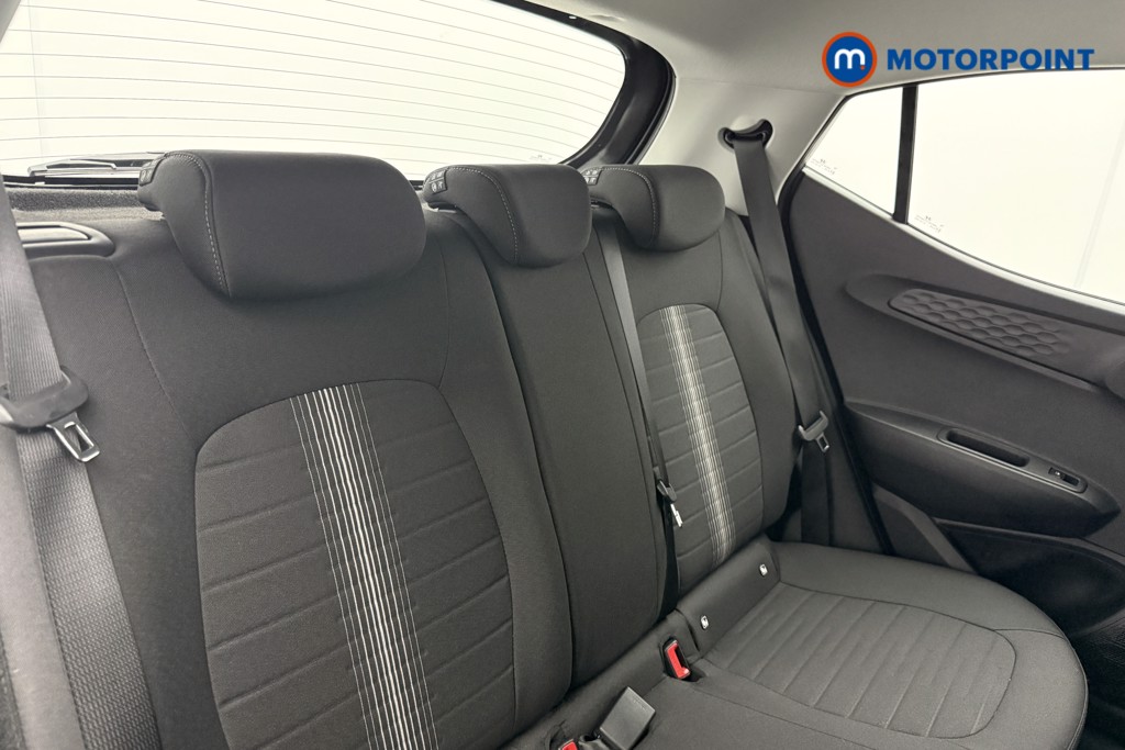 Hyundai I10 Advance Automatic Petrol Hatchback - Stock Number (1618294) - 14th supplementary image