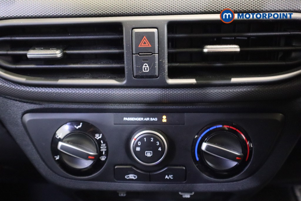 Hyundai I10 Advance Automatic Petrol Hatchback - Stock Number (1618300) - 20th supplementary image