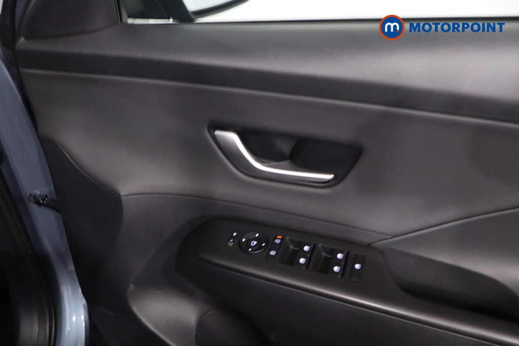 Hyundai Kona Ultimate Automatic Petrol-Electric Hybrid SUV - Stock Number (1618335) - 28th supplementary image