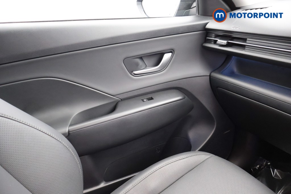 Hyundai Kona Ultimate Automatic Petrol-Electric Hybrid SUV - Stock Number (1618351) - 11th supplementary image