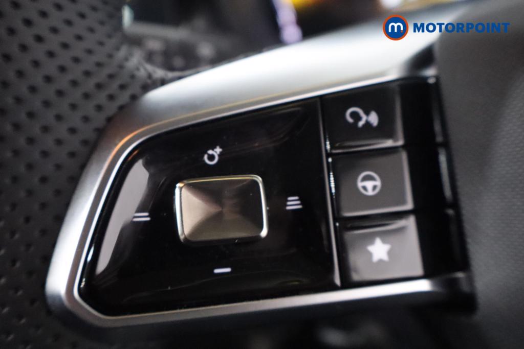 Mg Motor Uk ZS Trophy Automatic Petrol-Electric Hybrid SUV - Stock Number (1618384) - 16th supplementary image