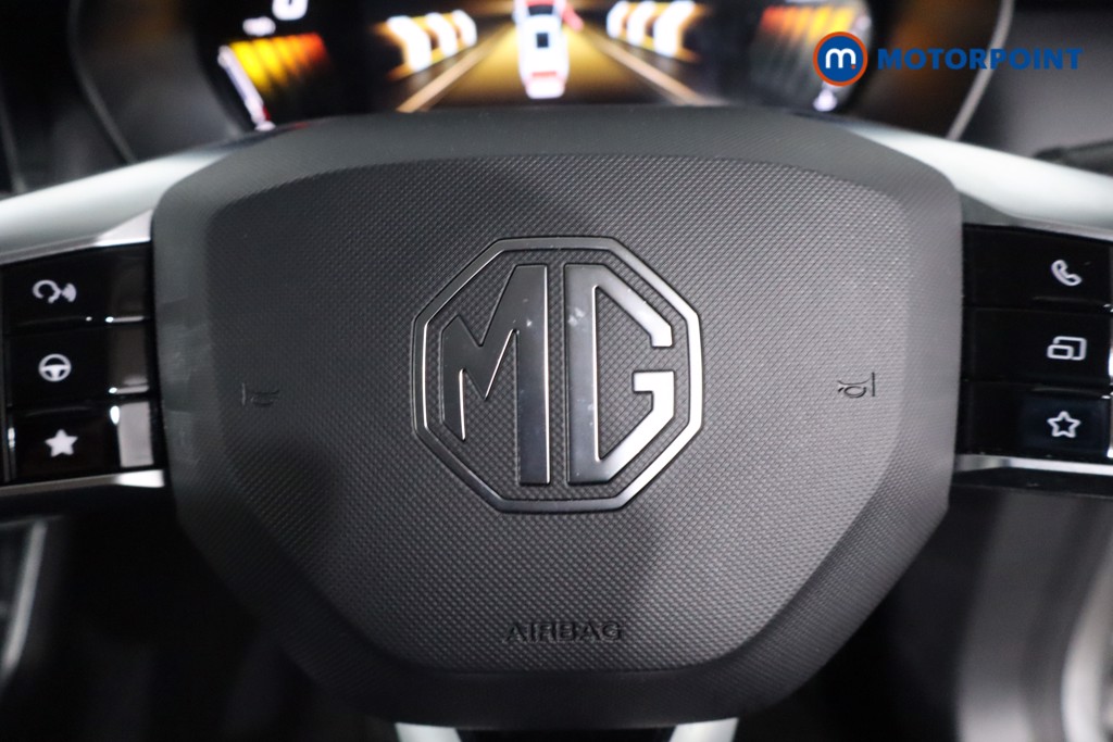 Mg Motor Uk ZS Trophy Automatic Petrol-Electric Hybrid SUV - Stock Number (1618389) - 13th supplementary image