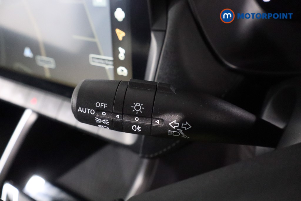 Mg Motor Uk ZS Trophy Automatic Petrol-Electric Hybrid SUV - Stock Number (1618389) - 14th supplementary image