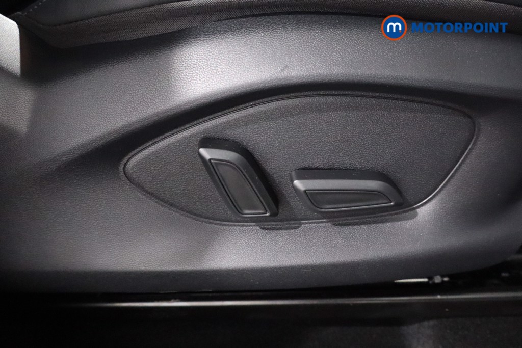 Mg Motor Uk ZS Trophy Automatic Petrol-Electric Hybrid SUV - Stock Number (1618390) - 23rd supplementary image