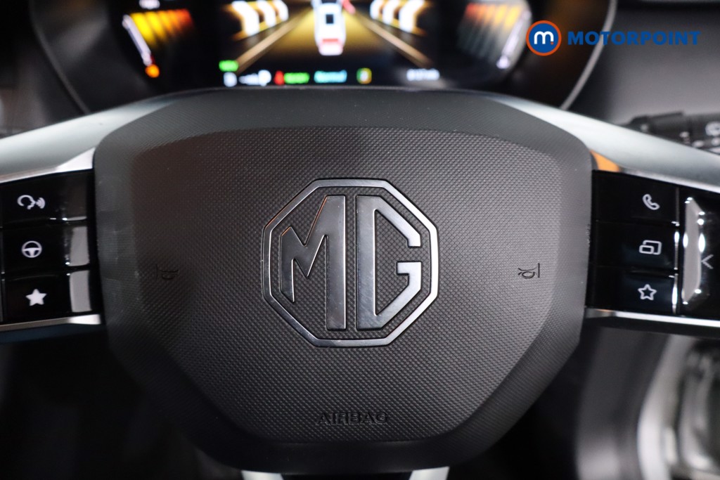 Mg Motor Uk ZS Trophy Automatic Petrol-Electric Hybrid SUV - Stock Number (1618403) - 13th supplementary image