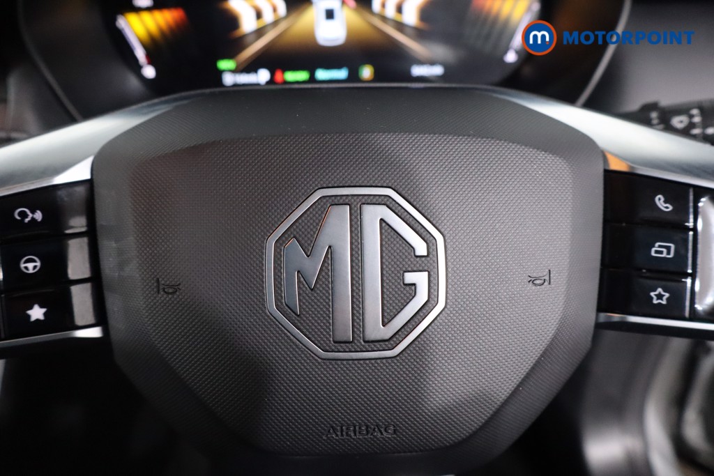 Mg Motor Uk ZS Trophy Automatic Petrol-Electric Hybrid SUV - Stock Number (1618424) - 13th supplementary image