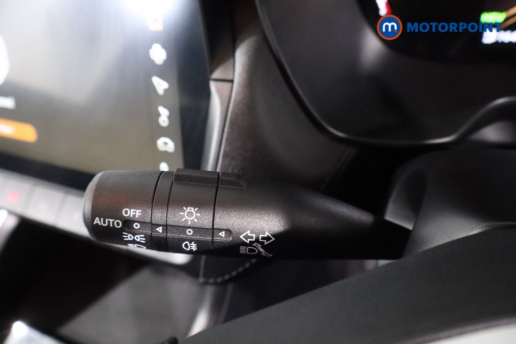 Mg Motor Uk ZS Trophy Automatic Petrol-Electric Hybrid SUV - Stock Number (1618424) - 14th supplementary image