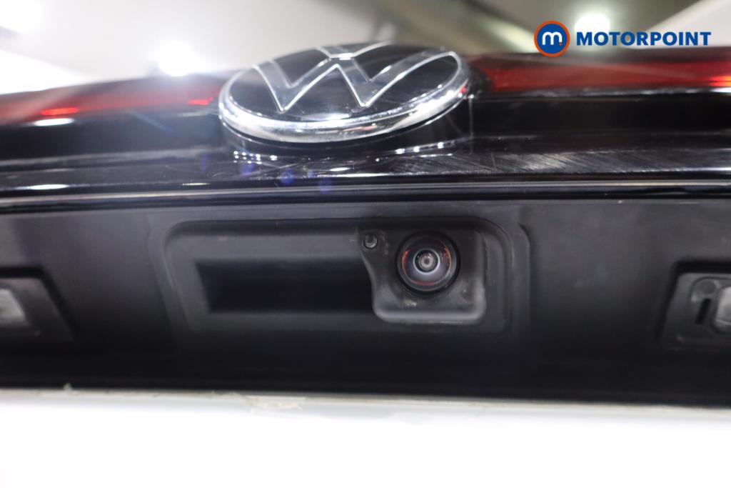 Volkswagen Passat Life Automatic Petrol Plug-In Hybrid Estate - Stock Number (1618659) - 3rd supplementary image