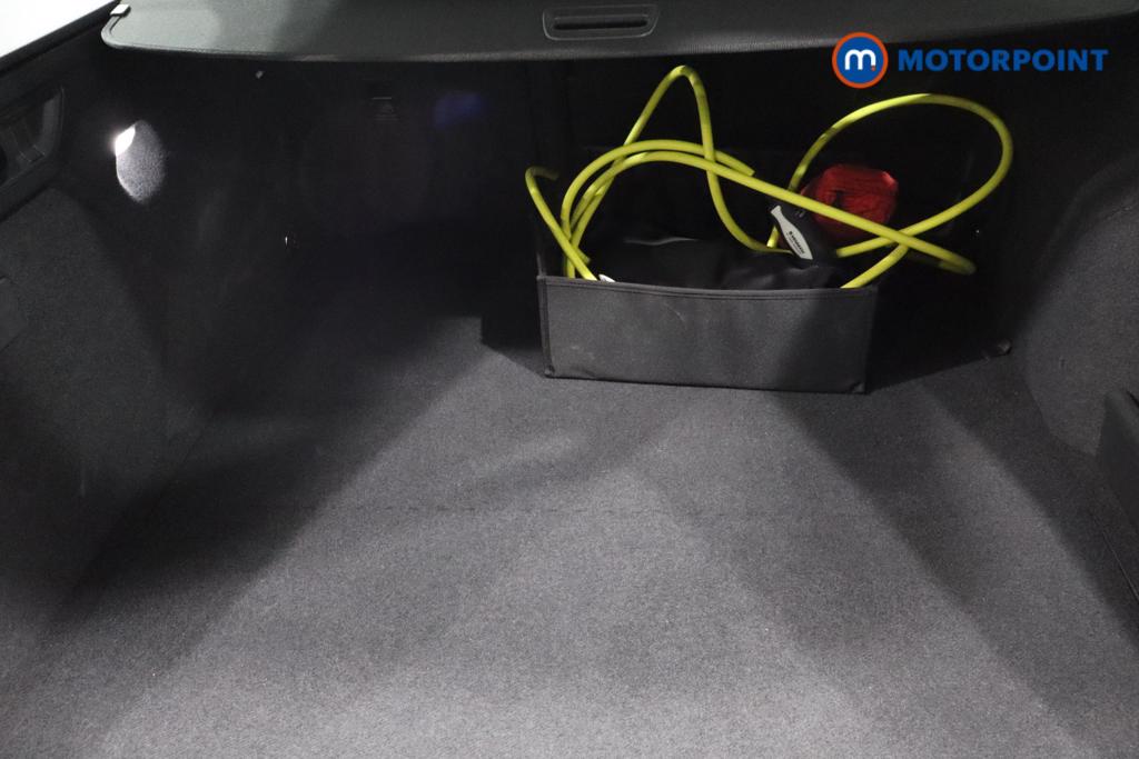 Volkswagen Passat Life Automatic Petrol Plug-In Hybrid Estate - Stock Number (1618659) - 4th supplementary image