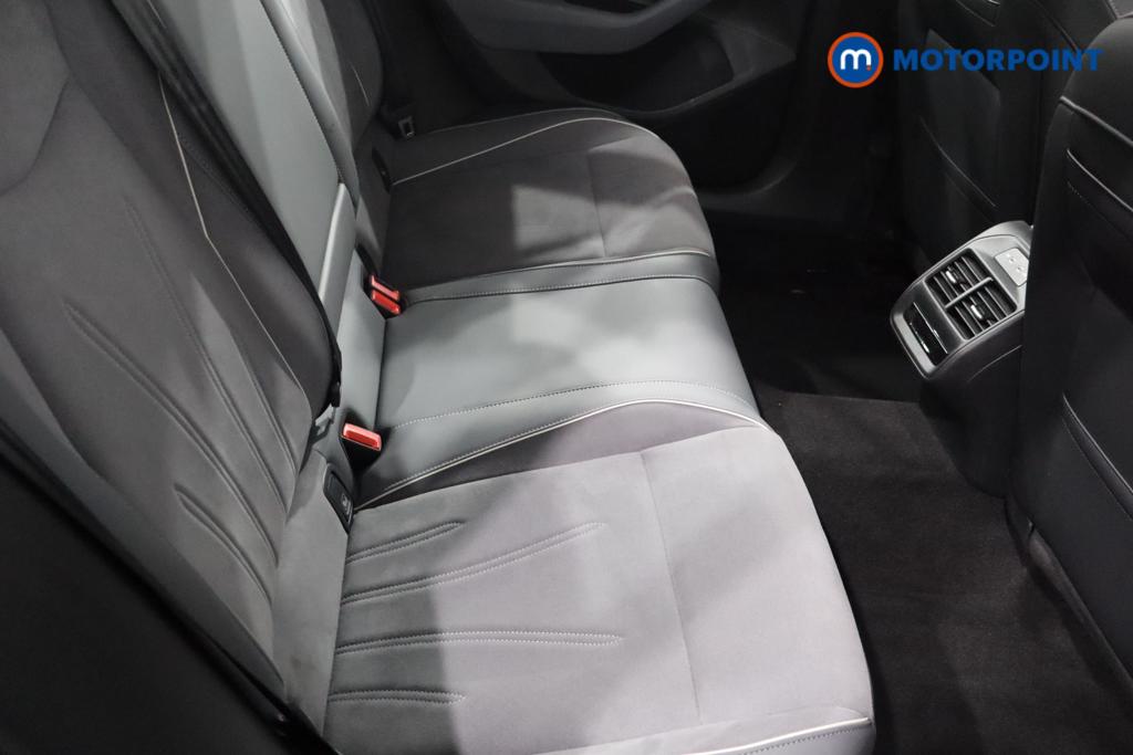 Volkswagen Passat Life Automatic Petrol Plug-In Hybrid Estate - Stock Number (1618659) - 9th supplementary image