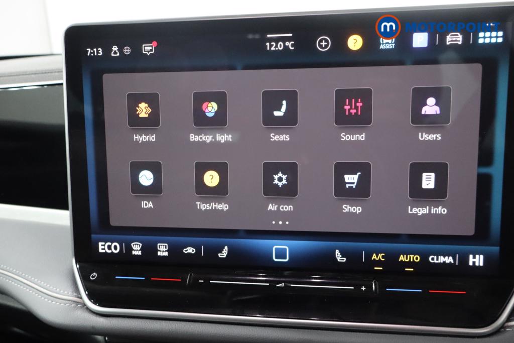 Volkswagen Passat Life Automatic Petrol Plug-In Hybrid Estate - Stock Number (1618659) - 26th supplementary image