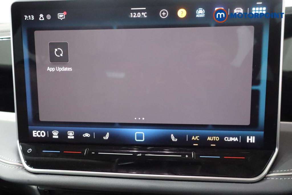 Volkswagen Passat Life Automatic Petrol Plug-In Hybrid Estate - Stock Number (1618659) - 27th supplementary image