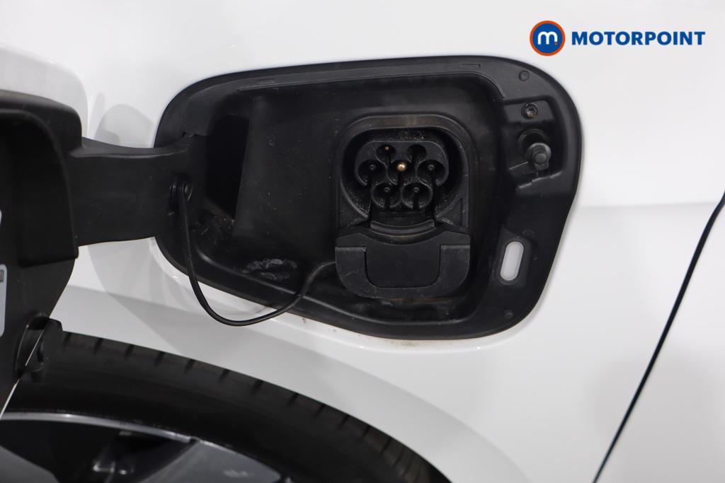 Volkswagen Passat Life Automatic Petrol Plug-In Hybrid Estate - Stock Number (1618659) - 32nd supplementary image