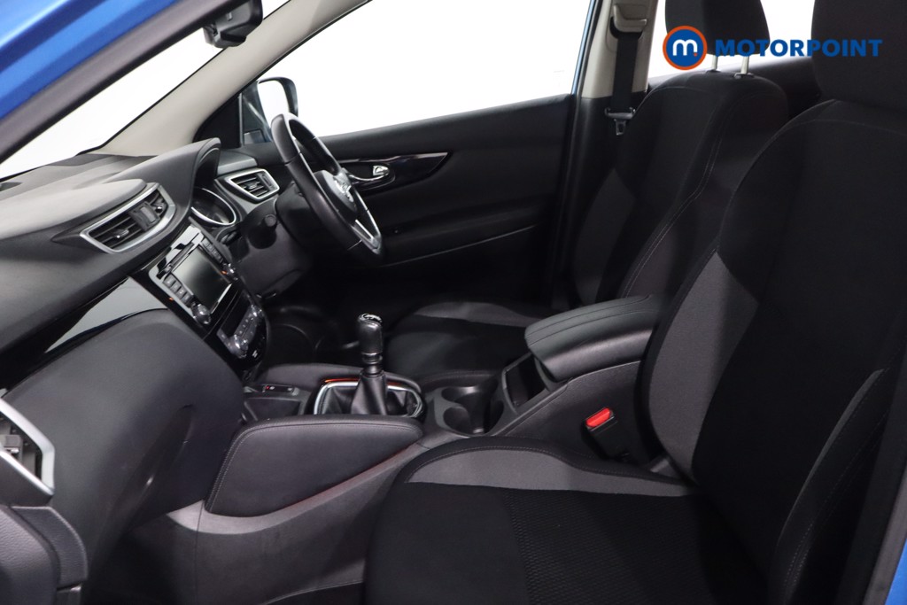 Nissan Qashqai Acenta Premium Manual Petrol SUV - Stock Number (1618774) - 4th supplementary image