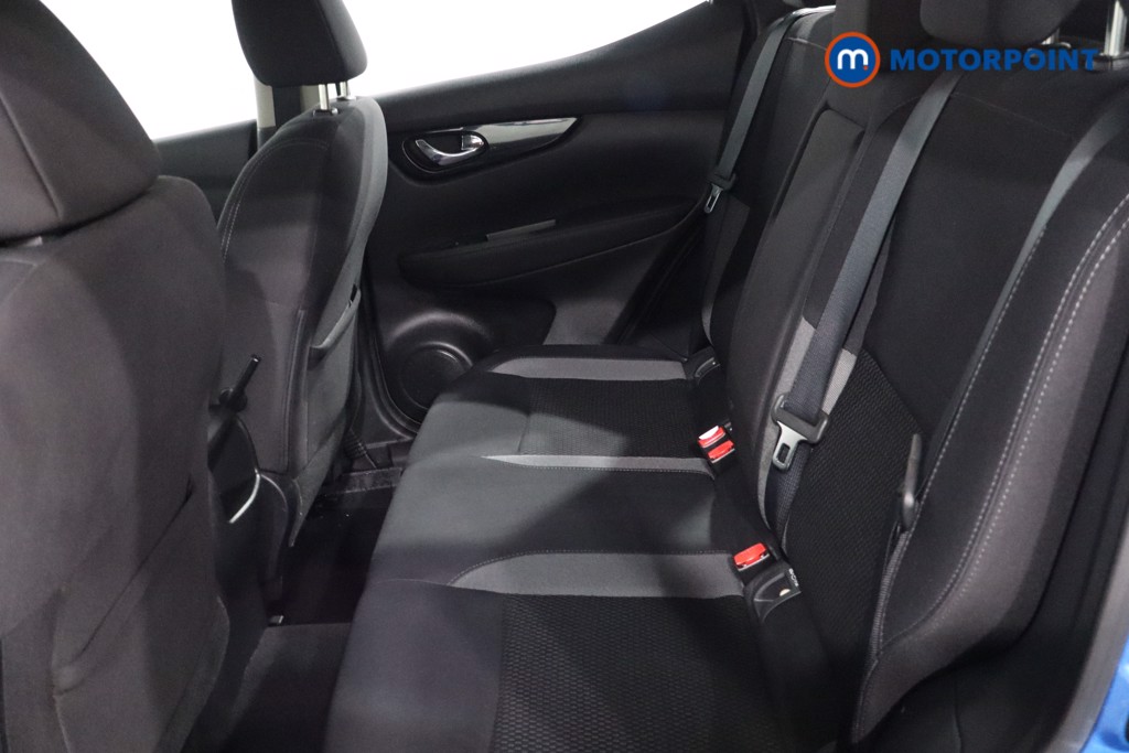 Nissan Qashqai Acenta Premium Manual Petrol SUV - Stock Number (1618774) - 5th supplementary image