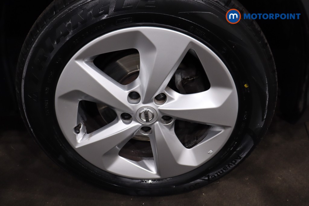 Nissan Qashqai Acenta Premium Manual Petrol SUV - Stock Number (1618774) - 12th supplementary image