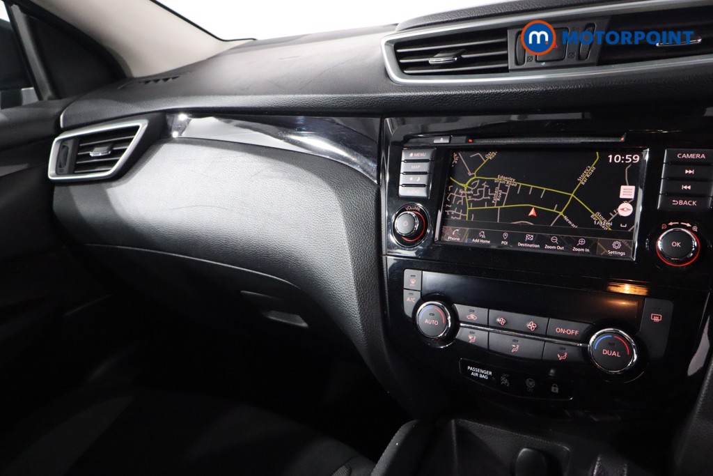 Nissan Qashqai Acenta Premium Manual Petrol SUV - Stock Number (1618774) - 17th supplementary image