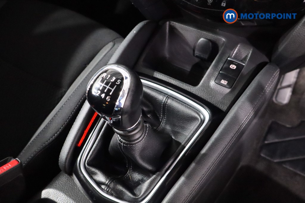 Nissan Qashqai Acenta Premium Manual Petrol SUV - Stock Number (1618774) - 19th supplementary image
