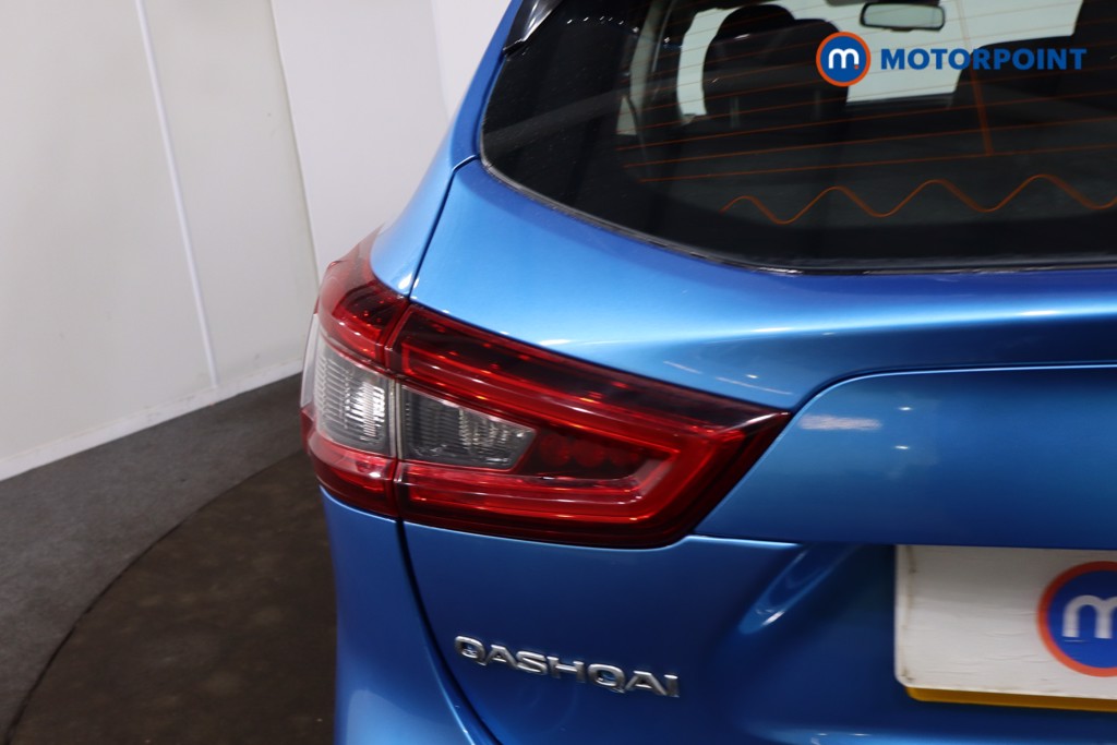 Nissan Qashqai Acenta Premium Manual Petrol SUV - Stock Number (1618774) - 32nd supplementary image