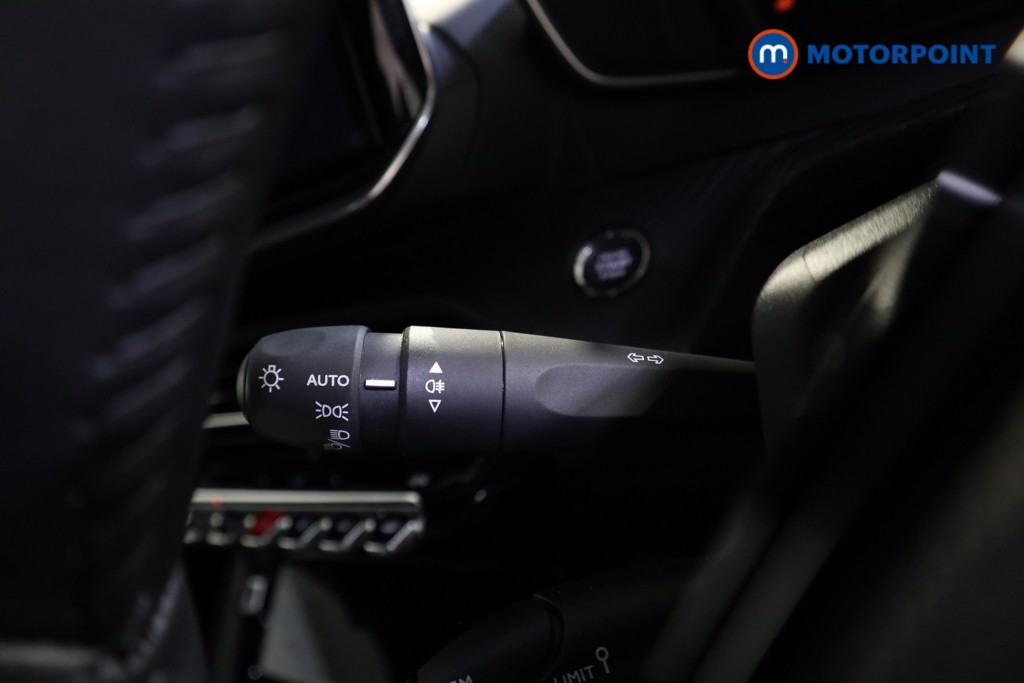 Peugeot 2008 Allure Manual Petrol SUV - Stock Number (1618925) - 26th supplementary image