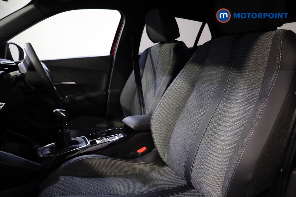 Peugeot 2008 Allure Manual Petrol SUV - Stock Number (1618925) - 36th supplementary image