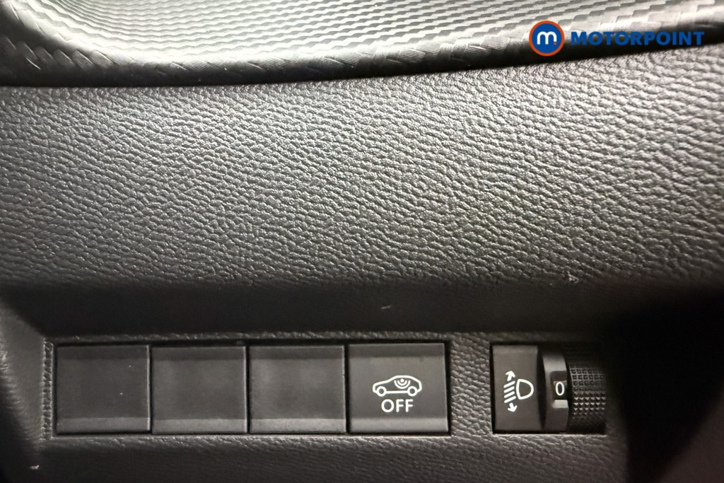 Peugeot 2008 Allure Manual Petrol SUV - Stock Number (1618981) - 16th supplementary image