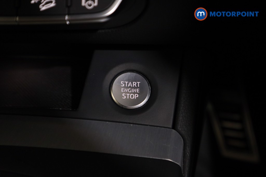 Audi Q5 S Line Automatic Diesel SUV - Stock Number (1619135) - 9th supplementary image