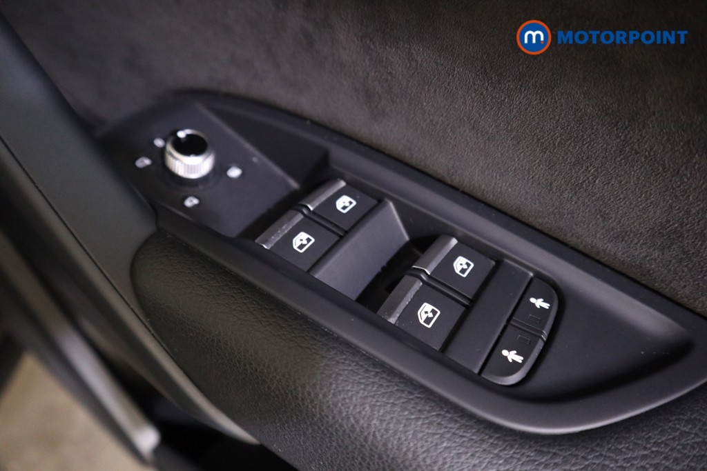 Audi Q5 S Line Automatic Diesel SUV - Stock Number (1619135) - 18th supplementary image