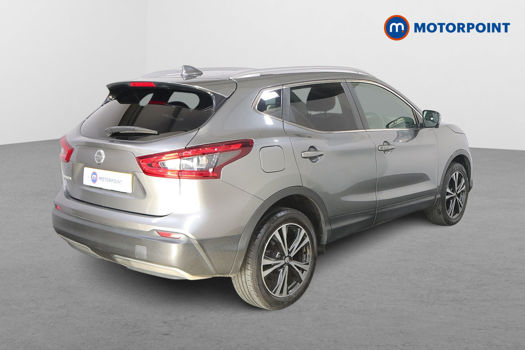 Nissan Qashqai N-Connecta Manual Petrol SUV - Stock Number (1619150) - Drivers side rear corner